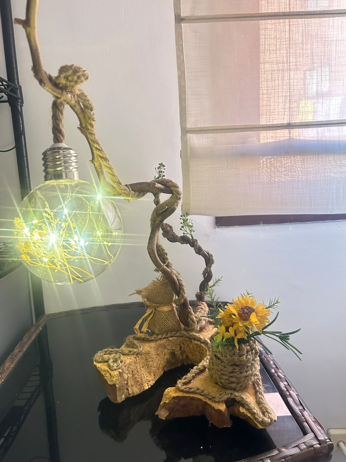 Lampara de mesa rústiva "BOSQUE Y GIRASOL"(edición única)