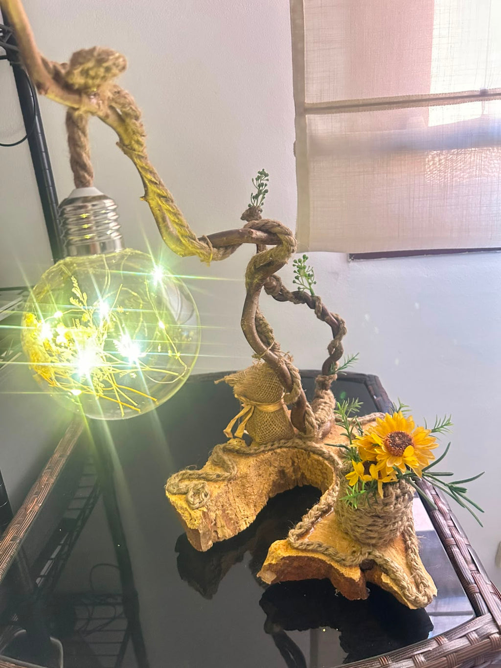 Lampara de mesa rústiva "BOSQUE Y GIRASOL"(edición única)