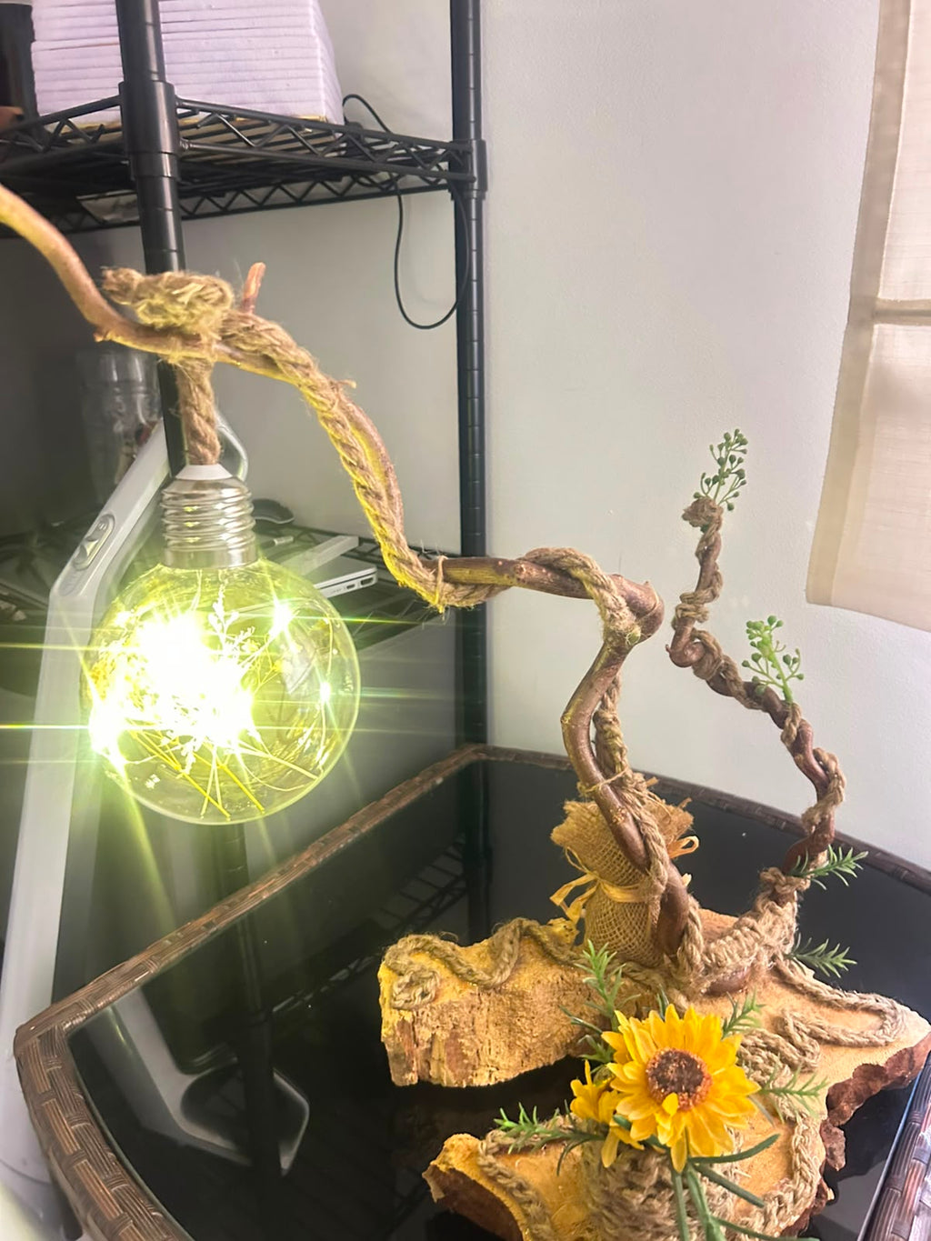 Lampara de mesa rústiva "BOSQUE Y GIRASOL"(edición única)